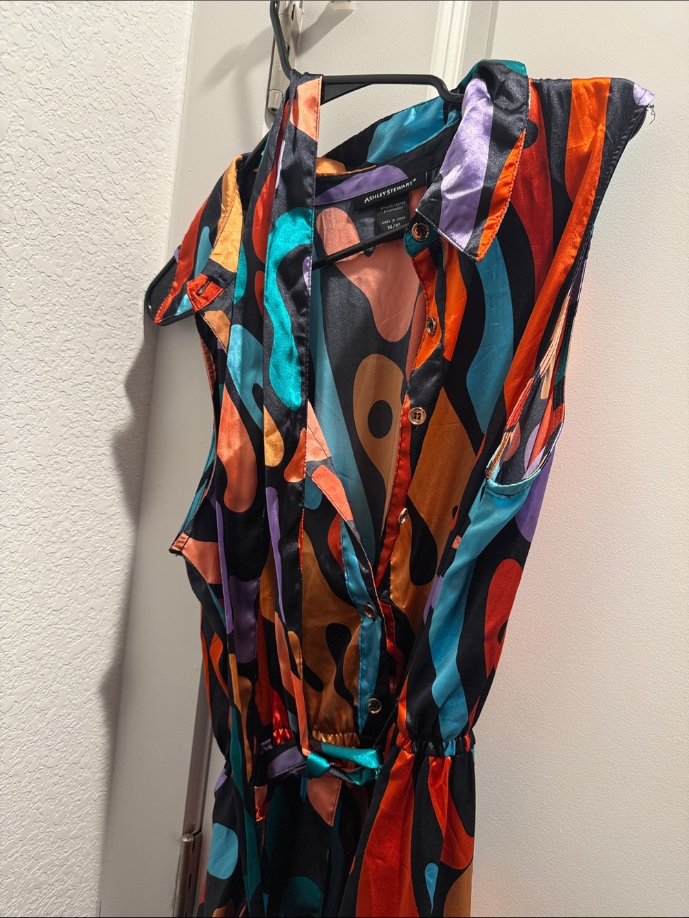 Ashley Stewart Multicolor Abstract Satin Button-Down Top